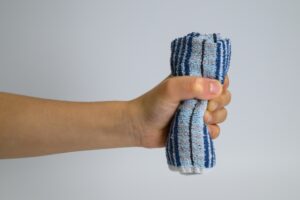 ばね指は手の使い過ぎだけではありません